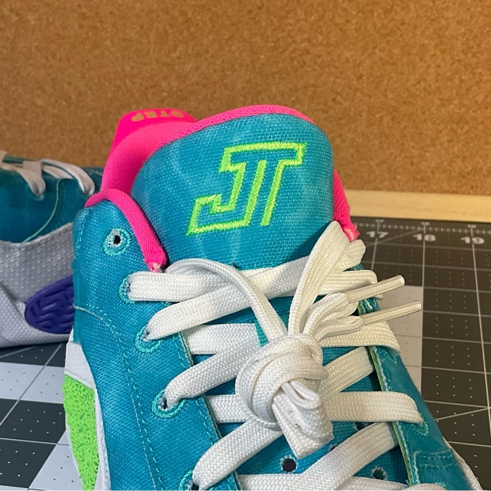 Jordan JT 2 🔥
'wave runner''
JORDAN TATUM
BRAND NEW
NWOT - Picture 9 of 9